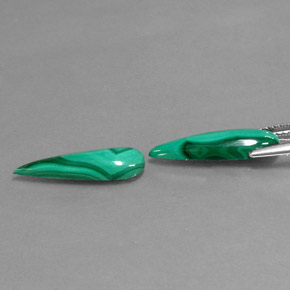 캐럿 천연 여러 가지 빛깔의 녹색 말라카이트 보석, 배 모양, 18.1×5.2 mm, 불투명체