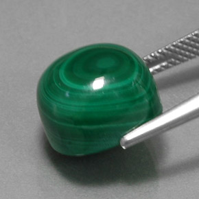 15.44캐럿 천연 여러 가지 빛깔의 녹색 말라카이트, 쿠션 컷, 12.1×12.1 mm, 불투명체