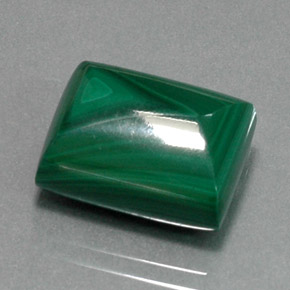 19.81캐럿 천연 여러 가지 빛깔의 녹색 말라카이트, 바게트, 15.2×12.2 mm, 불투명체