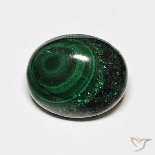 6.86ct 자연스러운 짙은 녹색 공작석, 타원형, 불투명체