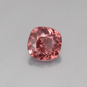 1.36캐럿 천연 로즈 말레이 가넷, 쿠션 컷, 6.4×6.4 mm, VS