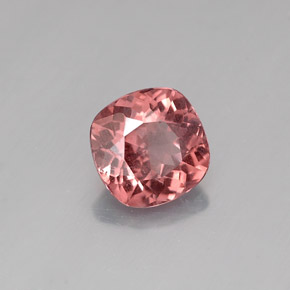 1.36캐럿 천연 로즈 말레이 가넷, 쿠션 컷, 6.4×6.4 mm, VS