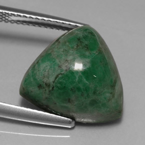 13.35캐럿 천연 그린 마우싯싯, 트릴리언, 14.5×14.1 mm, 불투명체