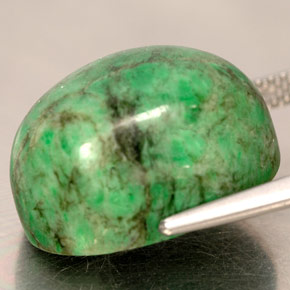 19.74캐럿 천연 그린 마우싯싯, 타원형 컷, 16.9×13.4 mm, 불투명체