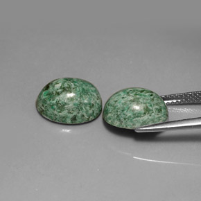 캐럿 천연 녹색 앉아-앉아 보석, 타원형 컷, 불투명체