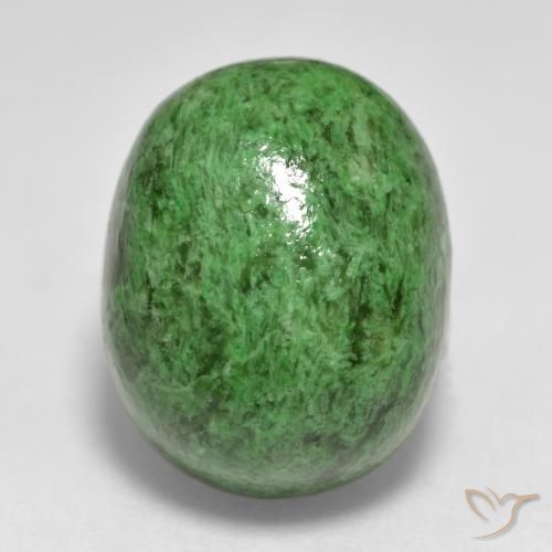 15.24ct 자연스러운 짙은 녹색 앉아-앉아, 타원형, 불투명체