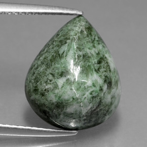 8.32캐럿 천연 흙빛 녹색 마우싯싯, 배 모양, 14.4×12 mm, 불투명체