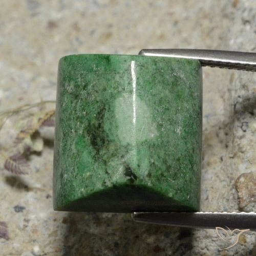18.97ct 자연스러운 미디엄 그린 앉아-앉아, 바게트, 불투명체