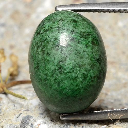 18.43ct 자연스러운 미디엄 그린 앉아-앉아, 타원형, 불투명체