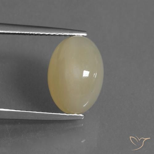 4.88ct 자연스러운 연노랑 월장석, 타원형, 투명한