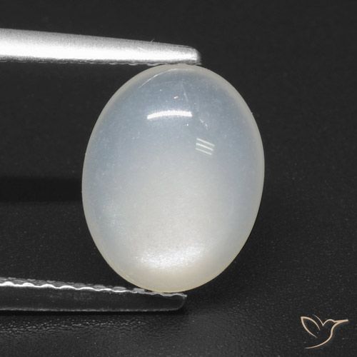 2.31ct 자연스러운 반투명 흰색 월장석, 타원형, 투명한