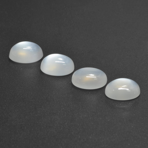 5.50캐럿 천연 반투명 흰색 문스톤 보석, 타원형 컷, 8.1×6.1 mm, 투명한