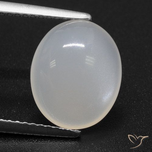 3.69ct 자연스러운 반투명 흰색 월장석, 타원형, 투명한