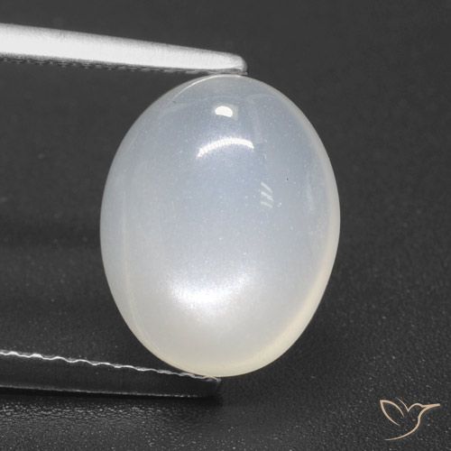 3.62ct 자연스러운 반투명 흰색 월장석, 타원형, 투명한