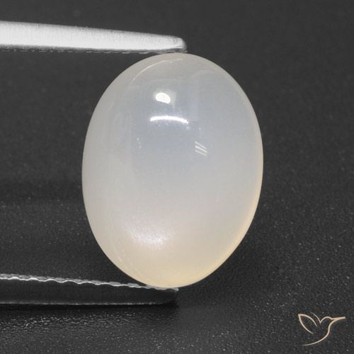 3.52ct 자연스러운 펄 화이트 월장석, 타원형, 투명한