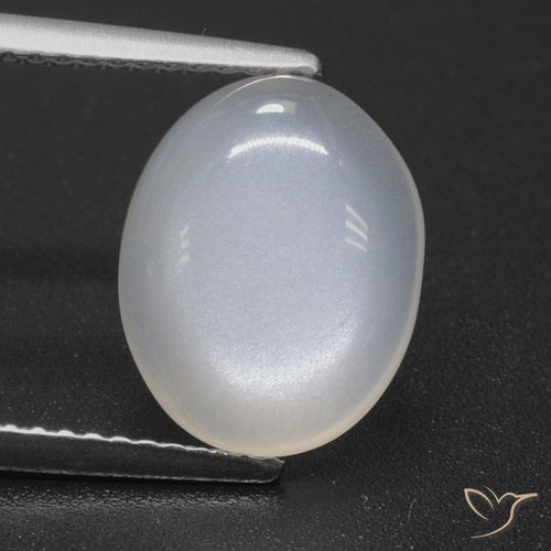 3.55ct 자연스러운 반투명 흰색 월장석, 타원형, 투명한