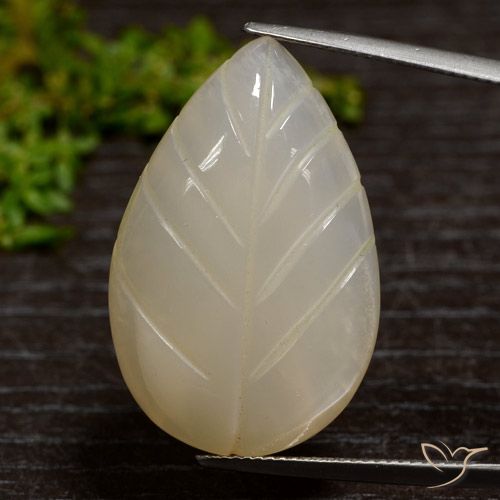 31.11캐럿 천연 라이트 커피 브라운 문스톤, 멋진 모양, 투명한