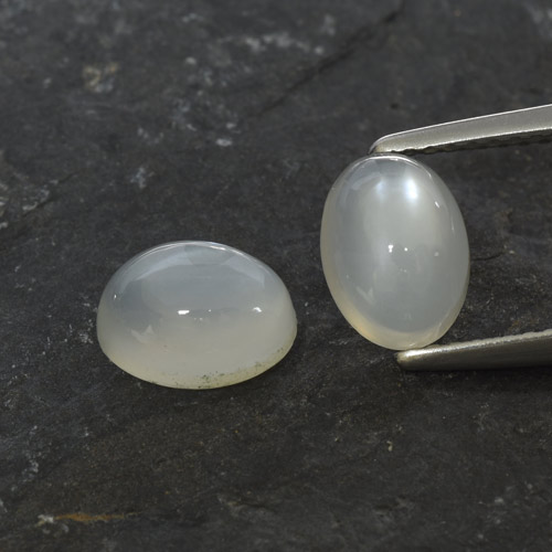 3.19캐럿 천연 따뜻한 화이트 월장석 보석, 타원형 컷, 투명한