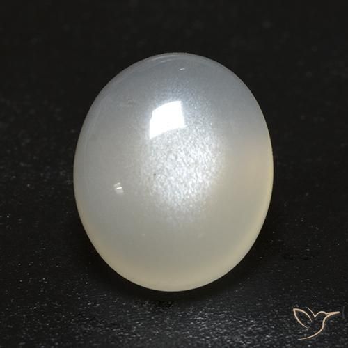 2.69ct 자연스러운 크림 화이트 월장석, 타원형, 투명한