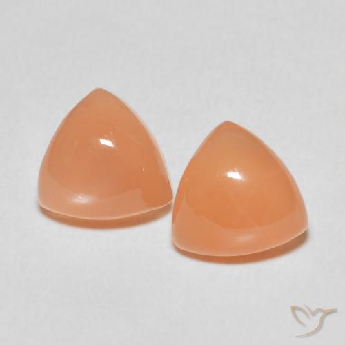 3.93ctw 자연스러운 Medium Light-Orange 월장석, 일조, 투명한