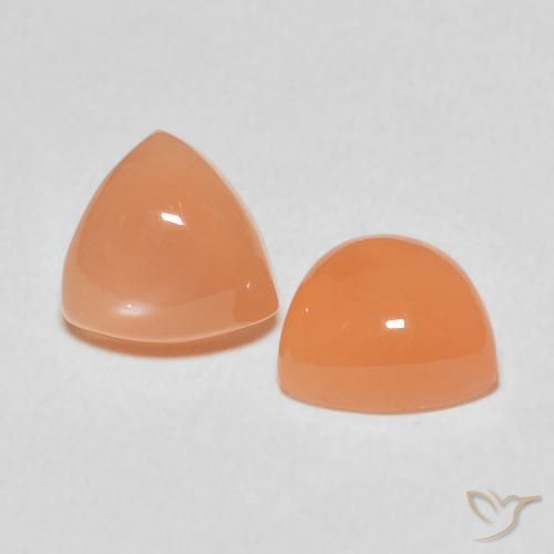 3.93캐럿 천연 Medium Light-Orange 월장석 보석, 일조, 투명한