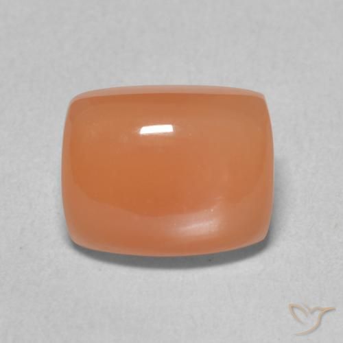 2.46ct 자연스러운 라이트 오렌지 월장석, 방석, 투명한