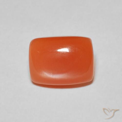 2.06ct 자연스러운 인텐스 오렌지 월장석, 방석, 투명한