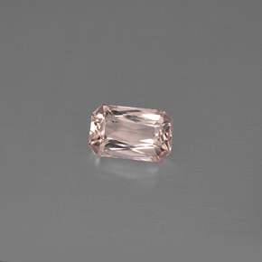 0.73캐럿 천연 라이트 핑크 모가나이트, 에메랄드 컷, 6.9×4.3 mm, VVS-VS