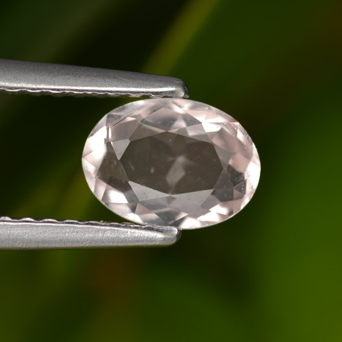 0.70캐럿 천연 플라밍고 핑크 모가나이트, 타원형 컷, 7×5.1 mm, VS