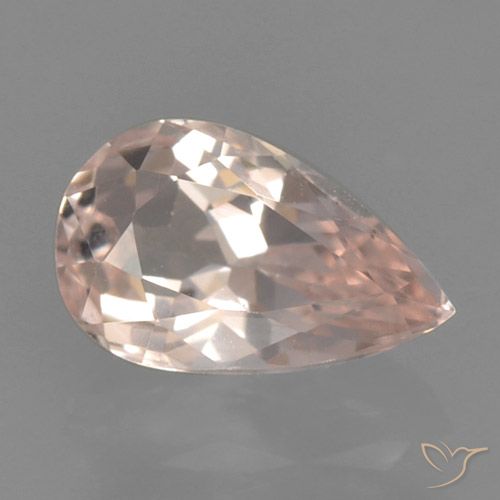 0.54ct 자연스러운 미디엄 핑크 모르가나이트, 배 모양, VVS