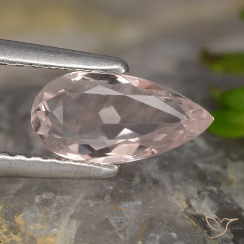 0.89ct 자연스러운 플라밍고 핑크 모르가나이트, 배 모양, VVS