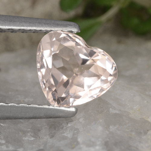 0.89캐럿 천연 매우 연한 핑크 모가나이트, 하트 모양, 5.7×6.6 mm, VVS-VS
