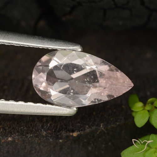 0.88ct 자연스러운 미디엄 핑크 모르가나이트, 배 모양, VS