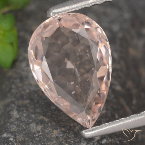 1.22ct 자연스러운 미디엄 핑크 모르가나이트, 배 모양, VS