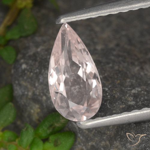 0.69ct 자연스러운 로즈 핑크 톤 모르가나이트, 배 모양, VVS