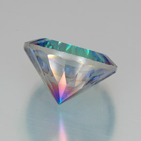 18.31캐럿 천연 탑 레인보우 미스틱 쿼츠, 라운드 컷, 18.09 mm, VVS
