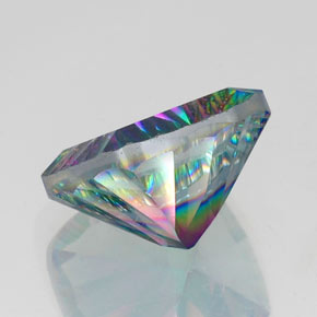 14.88캐럿 천연 탑 레인보우 미스틱 쿼츠, 쿠션 컷, 16.1×16 mm, VS