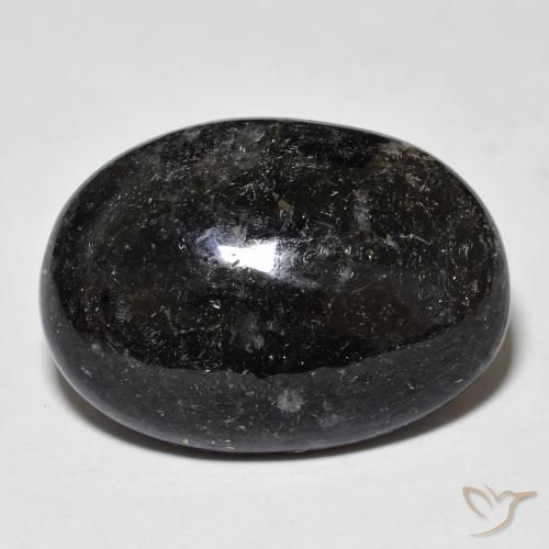 20.25ct 자연스러운 블루 스파클이 있는 블랙 누움마이트, 타원형, 불투명체