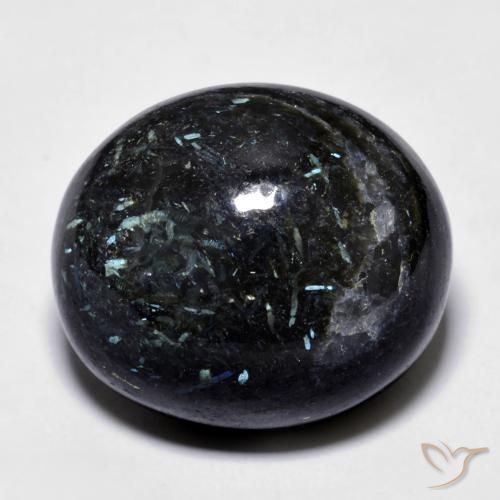 27.94ct 자연스러운 블루 스파클이 있는 블랙 누움마이트, 타원형, 불투명체