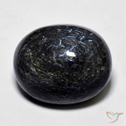 24.73ct 자연스러운 블루 스파클이 있는 블랙 누움마이트, 타원형, 불투명체