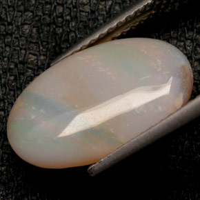 2.46캐럿 천연 멀티컬러 오팔, 타원형 컷, 14.7×9.3 mm, 불투명체