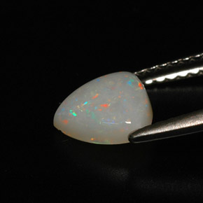 0.75캐럿 천연 멀티컬러 오팔, 투명한, 7.1×7.2 mm, 투명/반투명