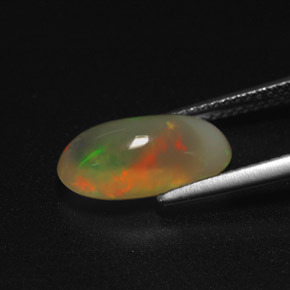 2.78캐럿 천연 멀티컬러 오팔, 타원형 컷, 13.6×7.7 mm, 투명한