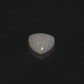 0.60캐럿 천연 멀티컬러 오팔, 트릴리언, 7×6.8 mm, 투명한