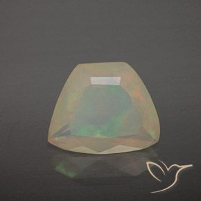 1.77ct 자연스러운 다색 오팔, 팬시한, 투명/반투명