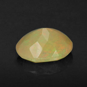 0.87캐럿 천연 멀티컬러 오팔, 투명한, 8×6.1 mm, 투명/반투명