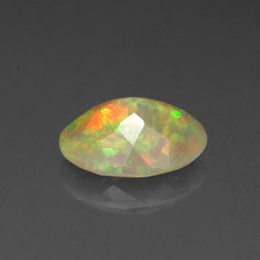0.82캐럿 천연 멀티컬러 오팔, 투명한, 8.5×6.3 mm, 투명/반투명