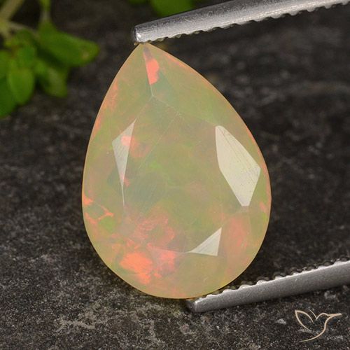 1.75ct 자연스러운 다색 오팔, 배 모양, 투명한