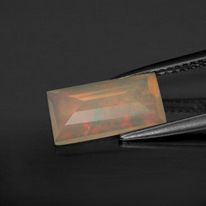 1.55캐럿 천연 멀티컬러 오팔, 투명한, 투명/반투명