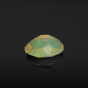 0.94캐럿 천연 멀티컬러 오팔, 타원형 컷, 8.4×6.4 mm, 투명한